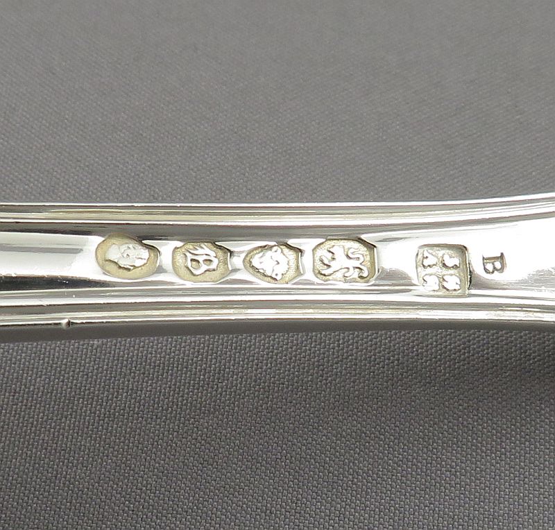 6 Kings Pattern Sterling Silver Dessert Spoons - JH Tee Antiques