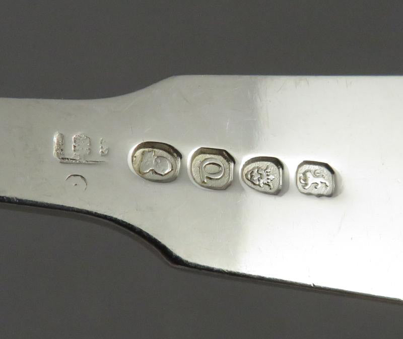 8 George III Sterling Silver Fiddle Dinner Forks - JH Tee Antiques