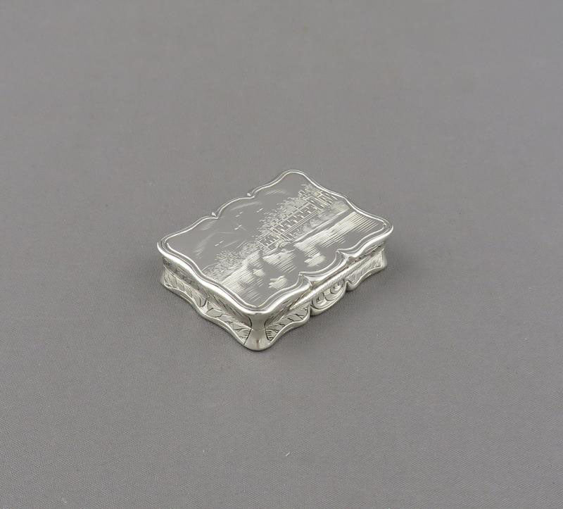Victorian Castle Top Silver Vinaigrette - JH Tee Antiques