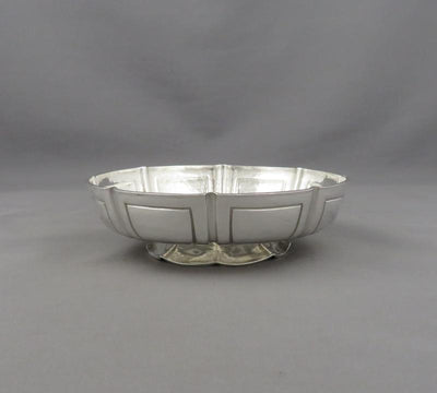 Edwardian V Silver Footed Bowl - JH Tee Antiques