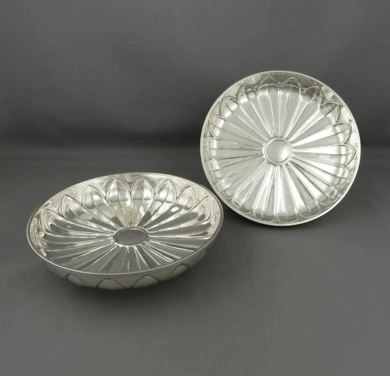 Pair of George V Silver Tazze - JH Tee Antiques