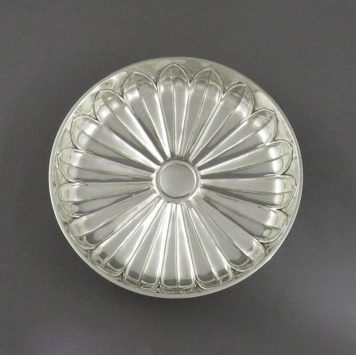 Pair of George V Silver Tazze - JH Tee Antiques