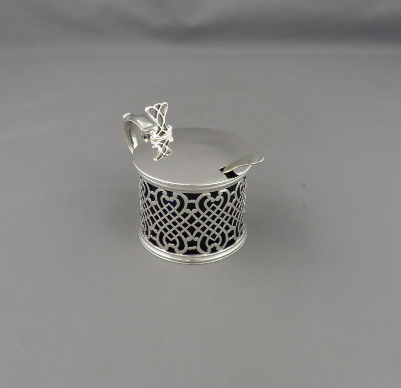 William IV Silver Mustard Pot - JH Tee Antiques