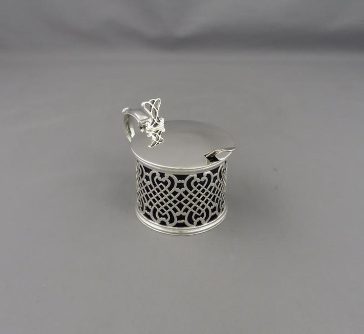 William IV Silver Mustard Pot - JH Tee Antiques