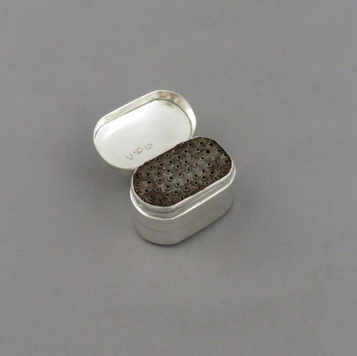 William IV Silver Nutmeg Grater - JH Tee Antiques