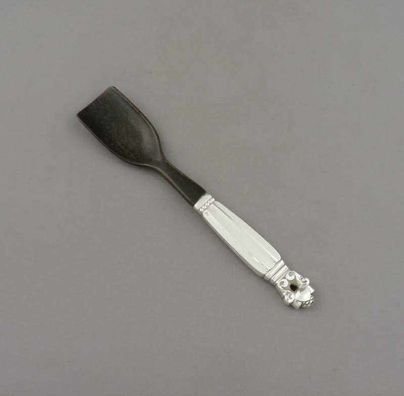 Georg Jensen Acorn Silver Caviar Spoon - JH Tee Antiques