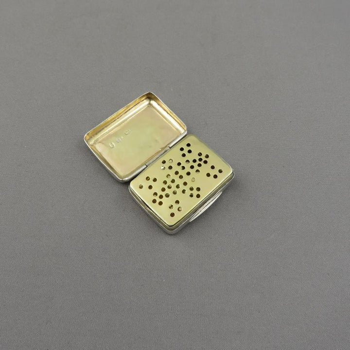 George IV Sterling Silver Vinaigrette - JH Tee Antiques