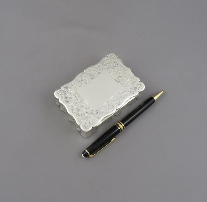 Large Victorian Silver Table Snuff Box - JH Tee Antiques