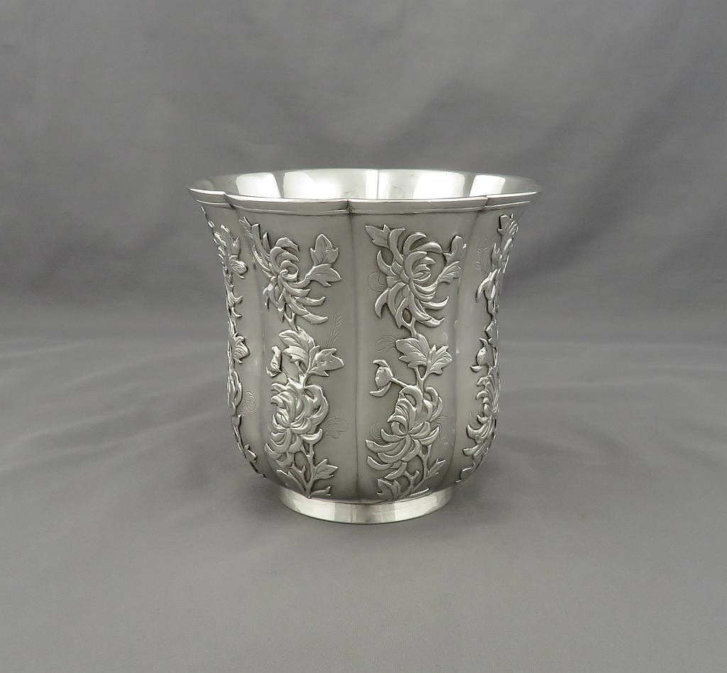 Chinese Export Silver Vase - JH Tee Antiques