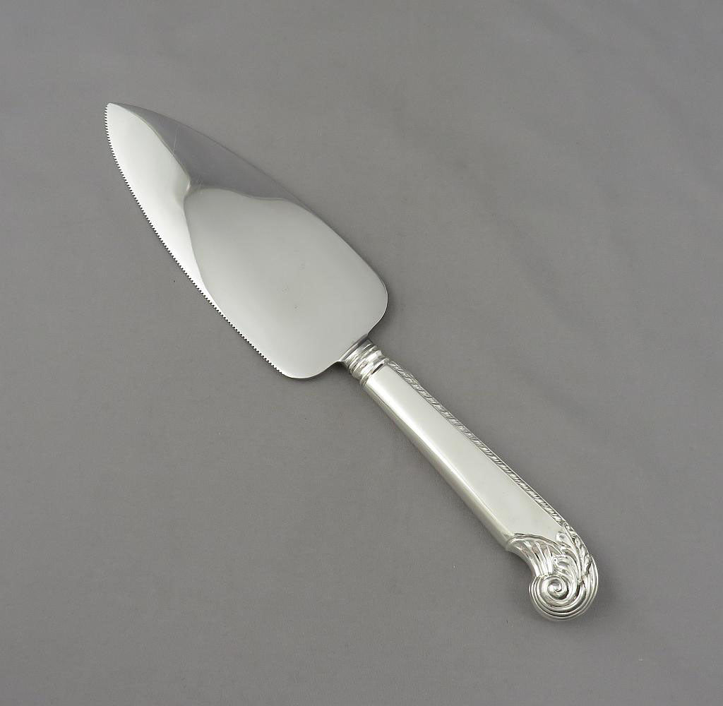 Birks George II Sterling Silver Pie Server Serrated - JH Tee Antiques