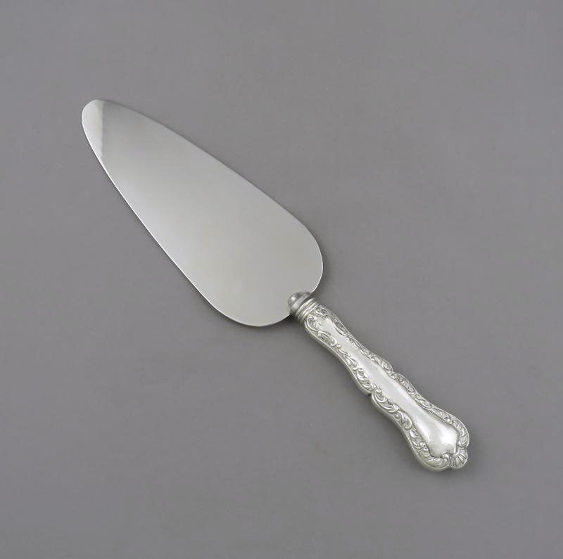 Birks Louis XV Sterling Silver Pie Server - JH Tee Antiques