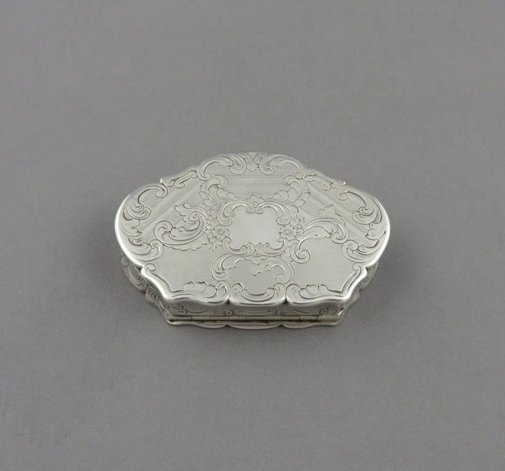 Castle Top Silver Snuff Box - JH Tee Antiques