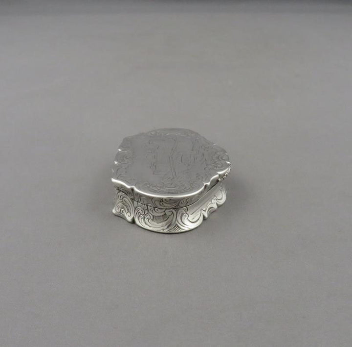 Castle Top Silver Snuff Box - JH Tee Antiques