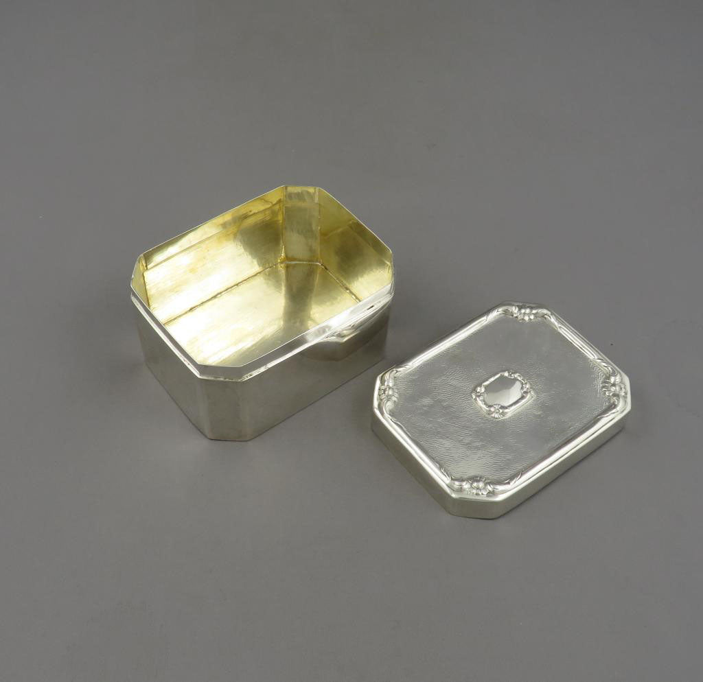 Chinese Export Silver Box - JH Tee Antiques
