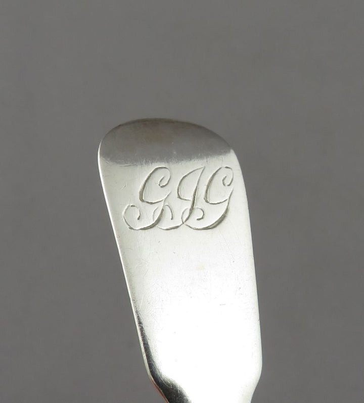 Elgin Silver Salt Spoon - JH Tee Antiques