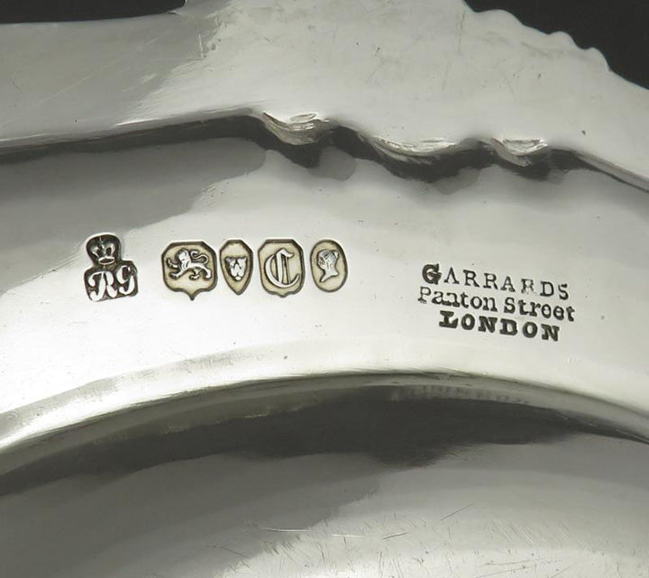 Six Garrard Silver Dinner Plates - JH Tee Antiques