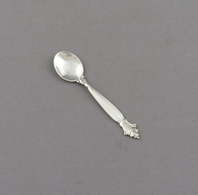 Georg Jensen Acanthus Pattern Salt Spoon - JH Tee Antiques