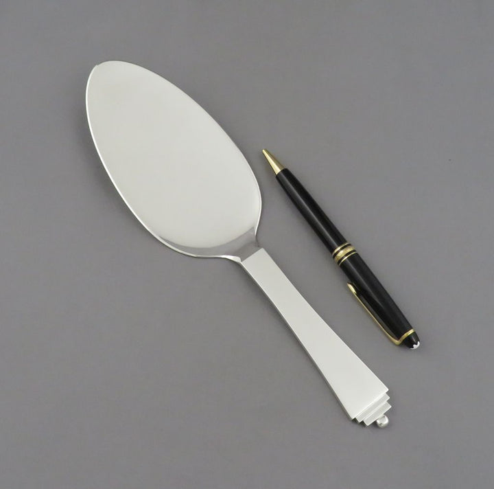 Georg Jensen Pyramid Pattern Silver Cake Server - JH Tee Antiques