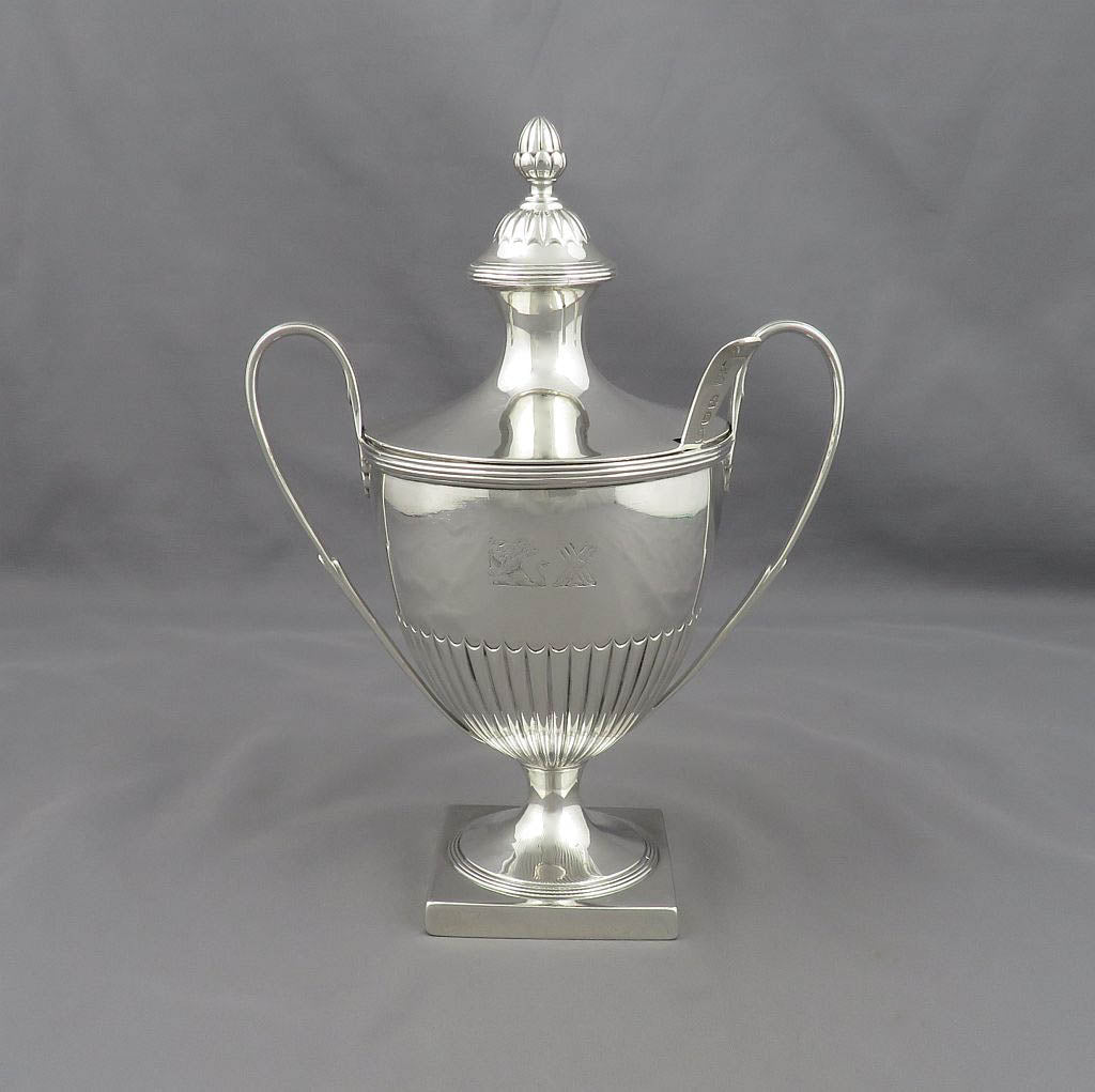 George III Silver Condiment Vase - JH Tee Antiques