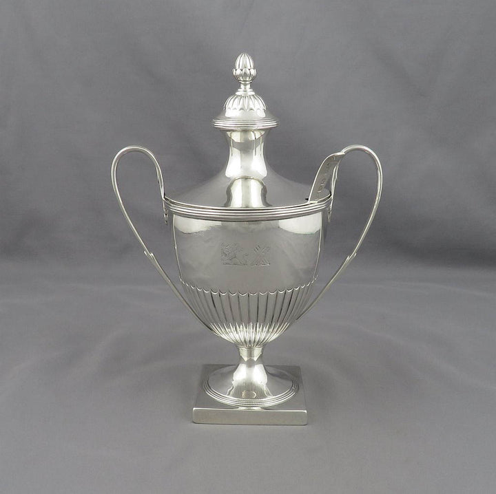 George III Silver Condiment Vase - JH Tee Antiques