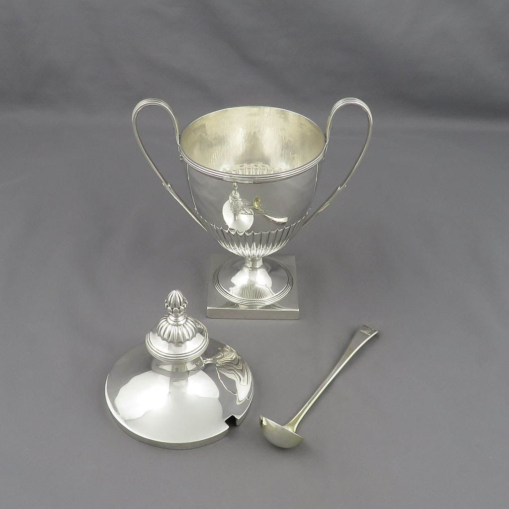 George III Silver Condiment Vase - JH Tee Antiques