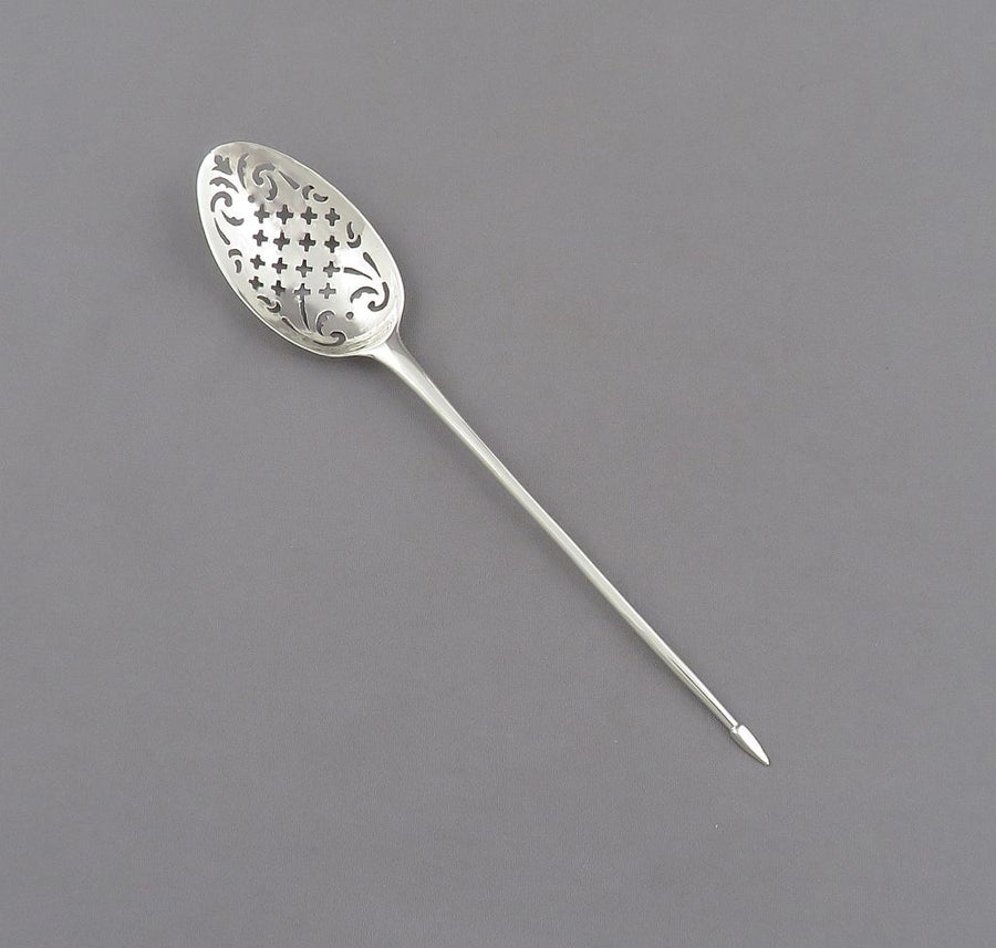 Novelty Silver and Small Collectible Silver Online at JH Tee Antiques