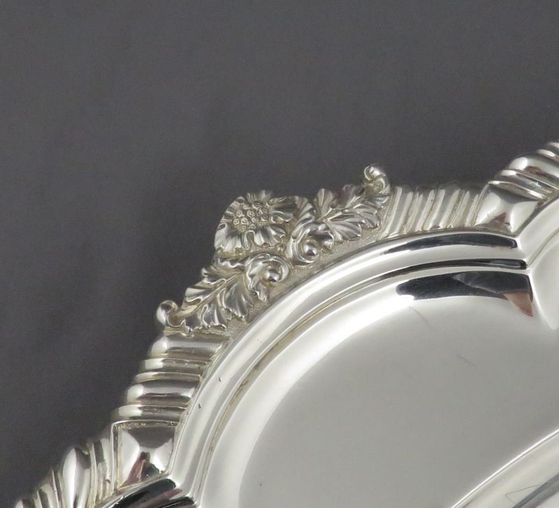 Massive George IV Silver Meat Platter - JH Tee Antiques