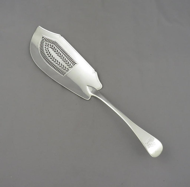 Georgian Silver Old English Pattern Fish Slice - JH Tee Antiques