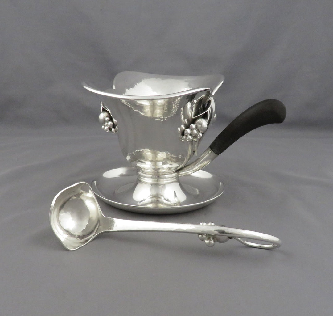 A Poul Petersen silver sauce boat, Montreal c 1960