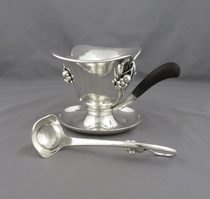 A Poul Petersen silver sauce boat, Montreal c 1960