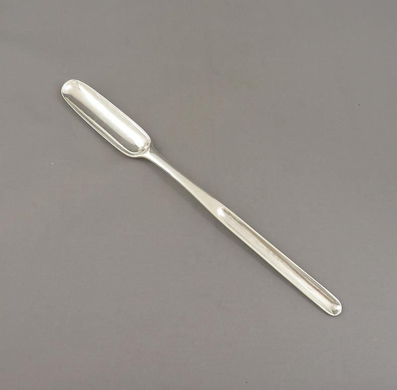 Queen Anne Silver Marrow Scoop - JH Tee Antiques