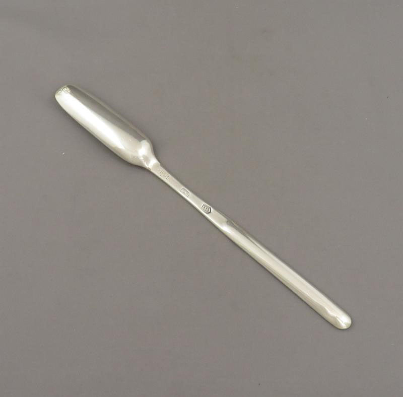 Queen Anne Silver Marrow Scoop - JH Tee Antiques