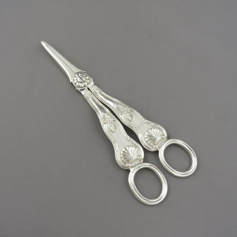 Kings Pattern Silver Grape Shears