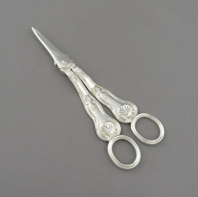 Kings Pattern Silver Grape Shears - JH Tee Antiques