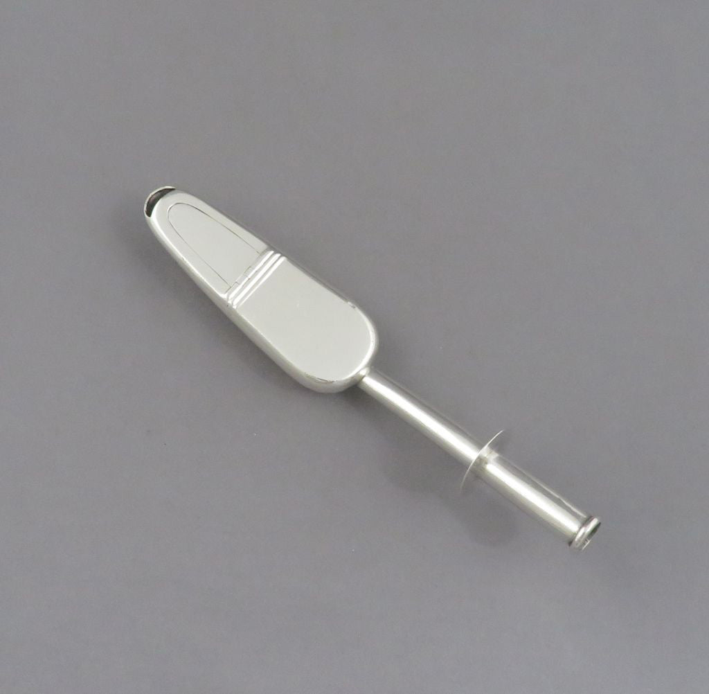 Gibsons Patent Silver Medicine Spoon - JH Tee Antiques