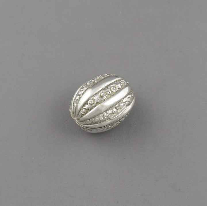 Melon Form Silver Nutmeg Grater - JH Tee Antiques
