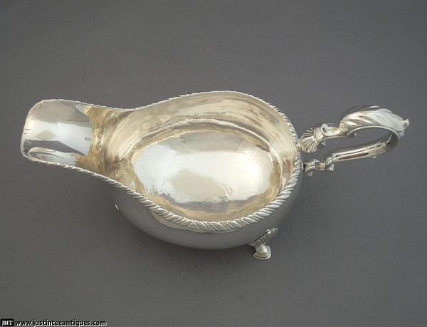 Pair of George III Silver Sauce Boats - JH Tee Antiques