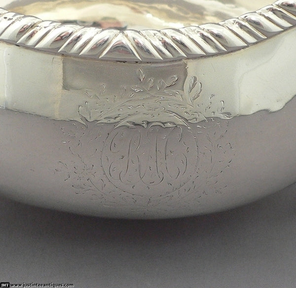 Pair of George III Silver Sauce Boats - JH Tee Antiques