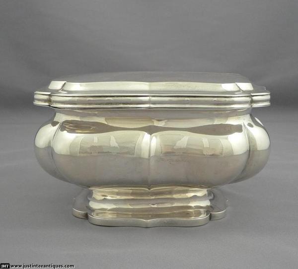 Pair of Dutch Silver Biscuit Boxes - JH Tee Antiques