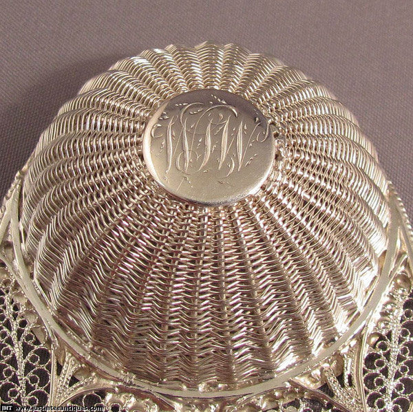 George III Silver Jockey Cap Caddy Spoon - JH Tee Antiques