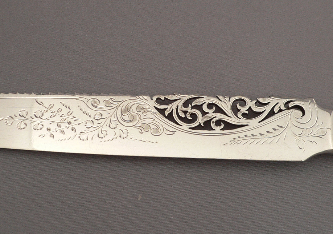 Birks Chantilly Pattern Silver Cake Knife - JH Tee Antiques