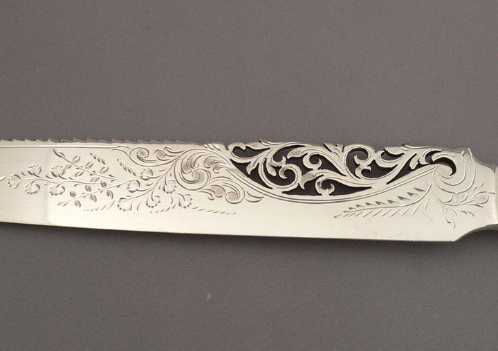 Birks Chantilly Pattern Silver Cake Knife - JH Tee Antiques