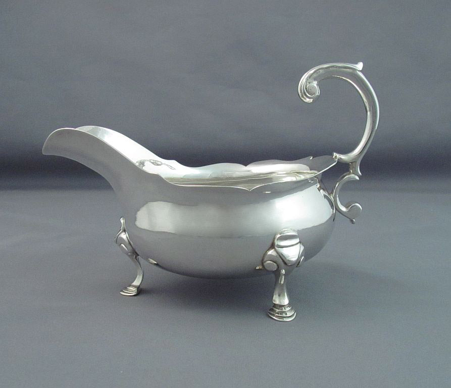 George III Sterling Silver Gravy Boat - JH Tee Antiques