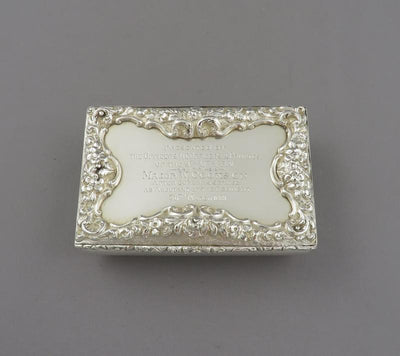 Victorian Sterling Silver Table Snuff Box - JH Tee Antiques