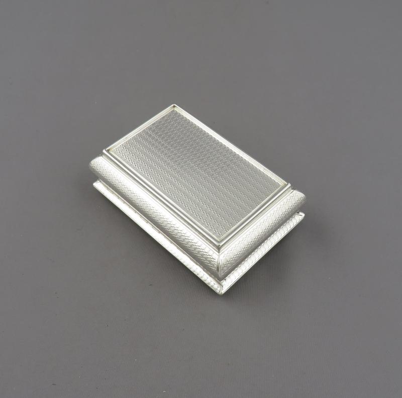 Victorian Sterling Silver Table Snuff Box - JH Tee Antiques