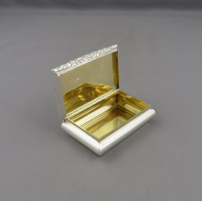 Victorian Sterling Silver Table Snuff Box - JH Tee Antiques