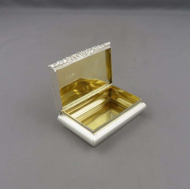 Victorian Sterling Silver Table Snuff Box - JH Tee Antiques