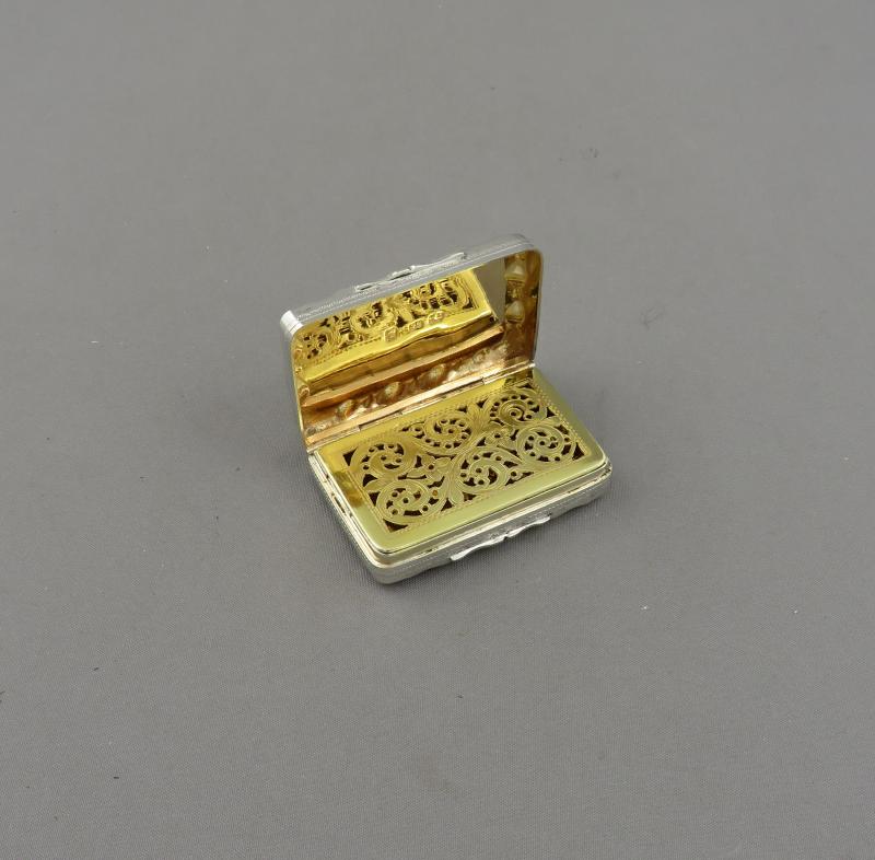 George III Sterling Silver Vinaigrette - JH Tee Antiques