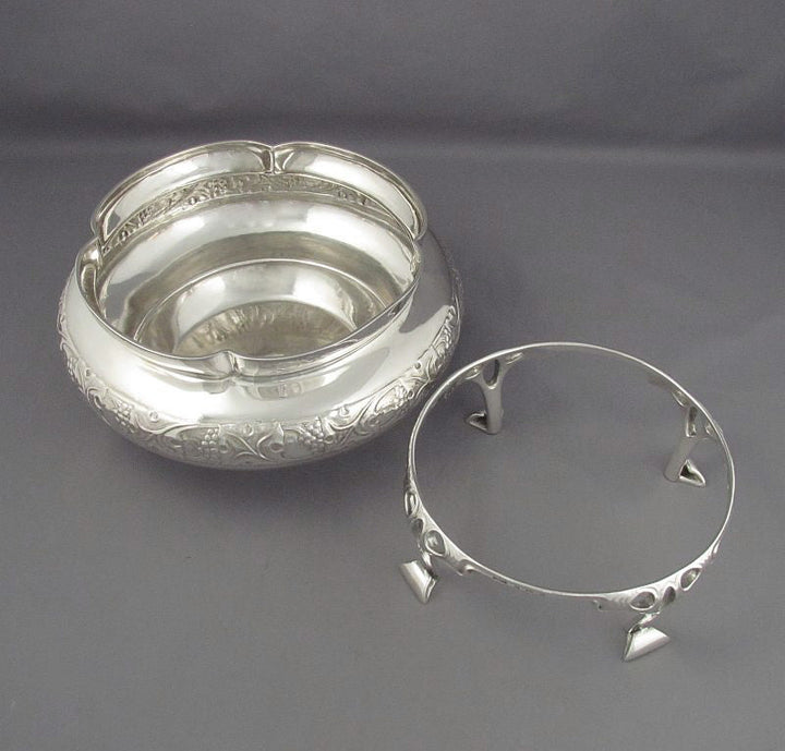 Art Nouveau Silver Bowl by WH Haseler - JH Tee Antiques