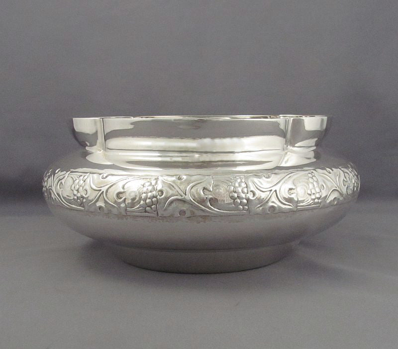Art Nouveau Silver Bowl by WH Haseler - JH Tee Antiques